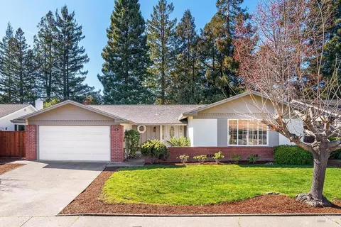 68 Cottonwood Dr, San Rafael, CA 94901