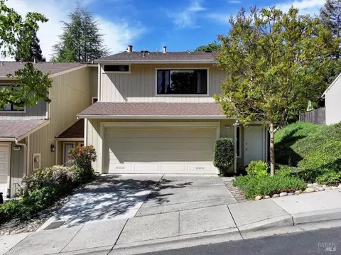 2408 Heatherleaf Ln, Martinez, CA 94553 photo 2