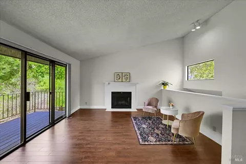2408 Heatherleaf Ln, Martinez, CA 94553 photo 8