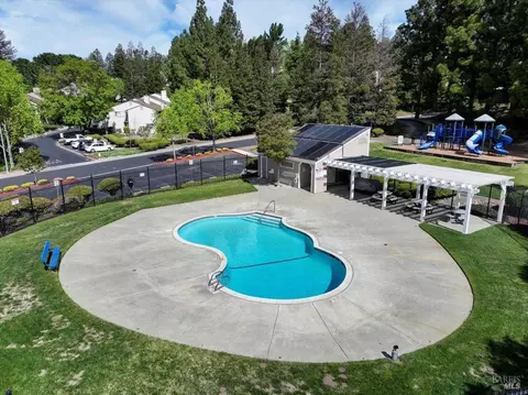 2408 Heatherleaf Ln, Martinez, CA 94553 photo 35