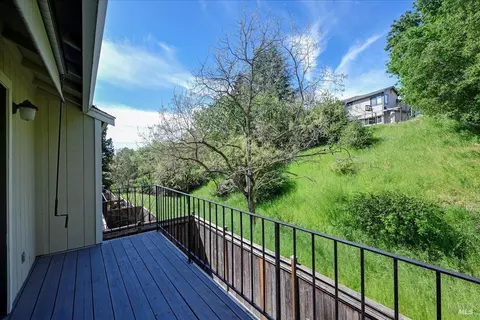 2408 Heatherleaf Ln, Martinez, CA 94553 photo 11