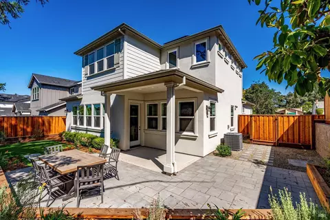 Exterior - 103 Grace Ln, Napa, CA 94559 photo 2 of 6