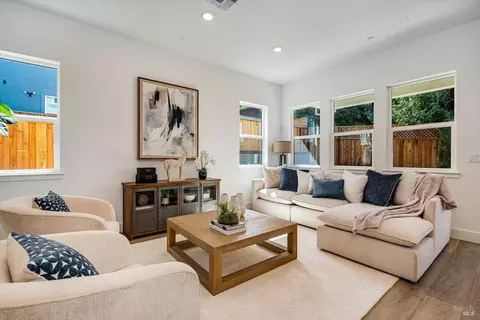 Living - 103 Grace Ln, Napa, CA 94559 photo 1 of 4
