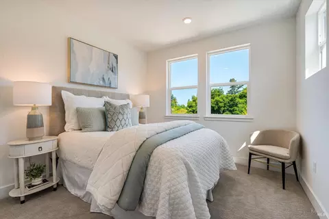 Bedroom - 103 Grace Ln, Napa, CA 94559 photo 4 of 4