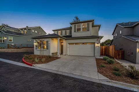103 Grace Ln, Napa, CA 94559