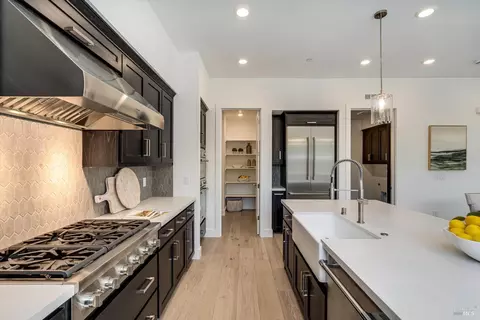 Kitchen - 103 Grace Ln, Napa, CA 94559 photo 4 of 4