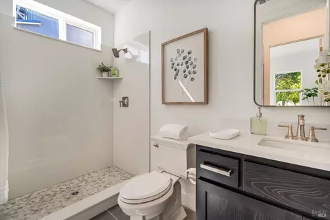 Bath - 103 Grace Ln, Napa, CA 94559 photo 1 of 3