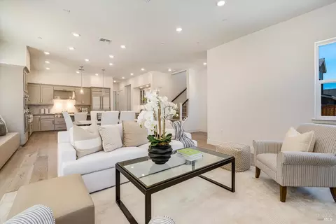 107 Grace Ln, Napa, CA 94559 photo 8