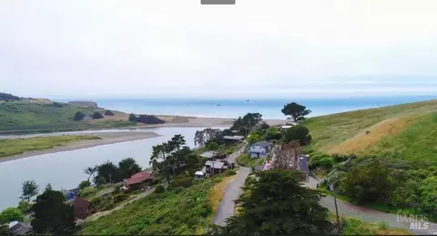 10810 Rock Point Dr, Jenner, CA 95450 photo 9