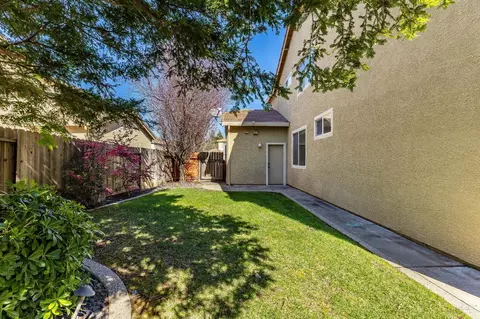 Exterior - 925 Dunerose Ct, Vacaville, CA 95687 photo 15 of 20