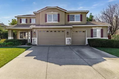 Exterior - 925 Dunerose Ct, Vacaville, CA 95687 photo 4 of 20