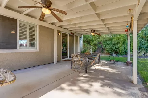 Exterior - 925 Dunerose Ct, Vacaville, CA 95687 photo 12 of 20