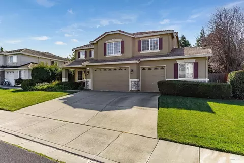 Exterior - 925 Dunerose Ct, Vacaville, CA 95687 photo 3 of 20