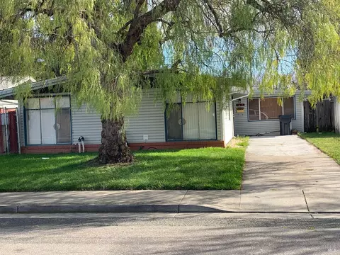 1425 Minnesota St, Fairfield, CA 94533