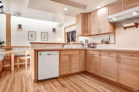 818 Smith Rd, Mill Valley, CA 94941 photo 8