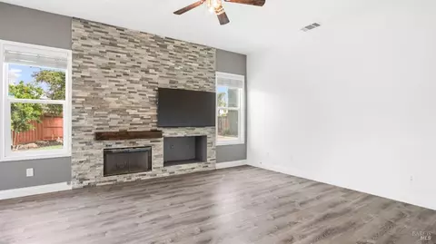 1850 Regency Pkwy, Dixon, CA 95620 photo 23
