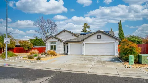 1850 Regency Pkwy, Dixon, CA 95620 photo 2