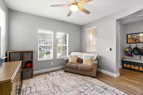 2442 Sheldon Dr, Fairfield, CA 94533 photo 8