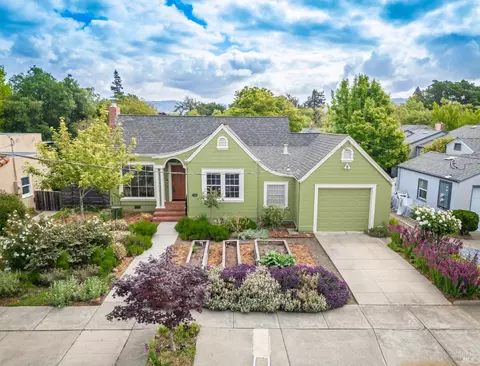 134 S Seymour St, Napa, CA 94559