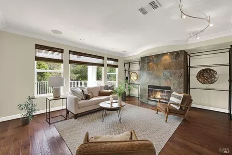 Living - 754 Duet Dr, Fairfield, CA 94534 photo 3 of 8