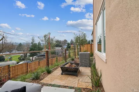 243 Echols Dr, Martinez, CA 94553 photo 22