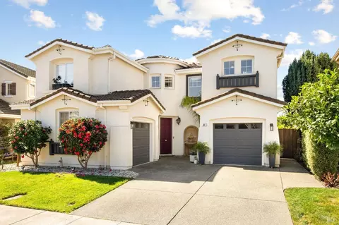83 Summerbrooke Cir, Napa, CA 94558