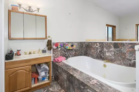 Bath - Undisclosed, Vacaville, CA 95688 photo 2 of 2