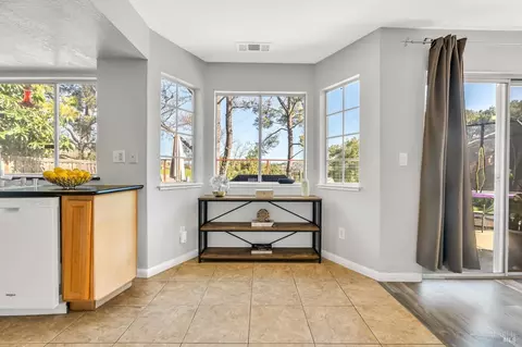 108 Crownpointe Dr, Vallejo, CA 94591 photo 10