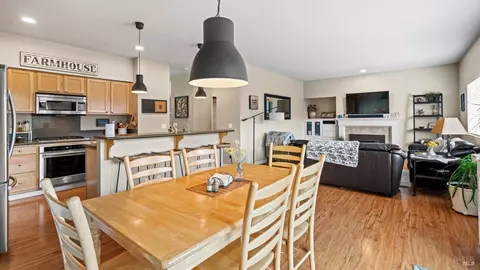 111 Oretsky Way, Cotati, CA 94931 photo 15