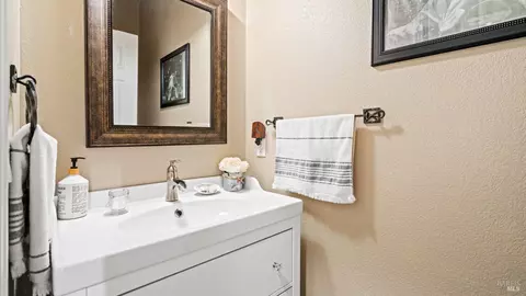 111 Oretsky Way, Cotati, CA 94931 photo 10