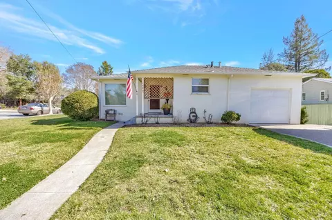 1840 Beaver St, Santa Rosa, CA 95404