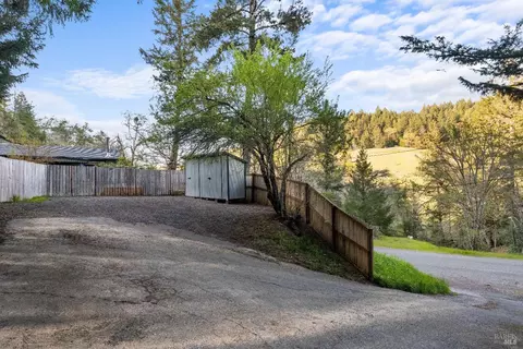 Exterior - 16300 Black Bart Dr, Willits, CA 95490 photo 14 of 16