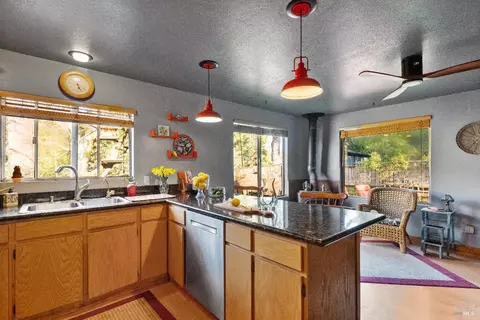 Kitchen - 16300 Black Bart Dr, Willits, CA 95490 photo 5 of 6