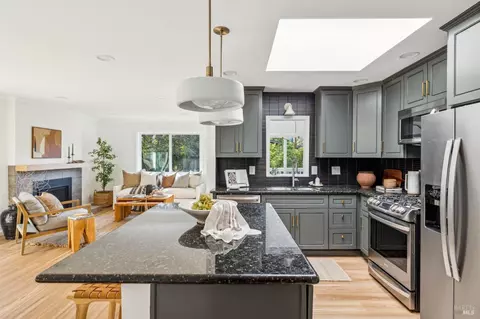 835 Chamberlain Ct, Mill Valley, CA 94941 photo 9