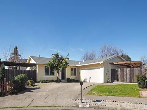 2339 Baggett Ct, Santa Rosa, CA 95401