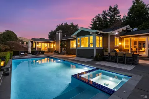 6 Bay Laurel Ln, San Rafael, CA 94903