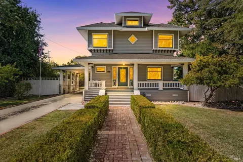 Exterior - 540 W A St, Dixon, CA 95620 photo 2 of 30