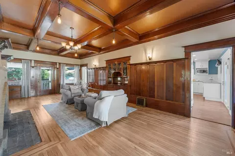 Living - 540 W A St, Dixon, CA 95620 photo 7 of 12