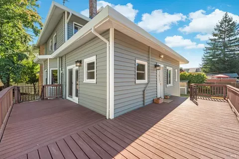 Exterior - 540 W A St, Dixon, CA 95620 photo 11 of 30