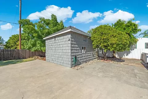 Exterior - 540 W A St, Dixon, CA 95620 photo 20 of 30