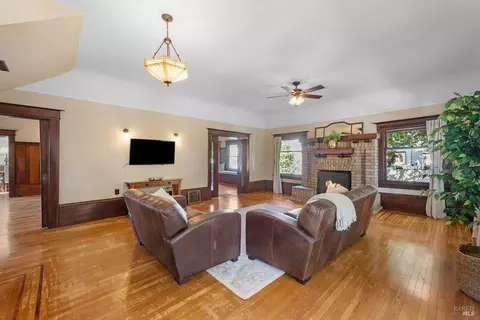 Living - 540 W A St, Dixon, CA 95620 photo 2 of 12