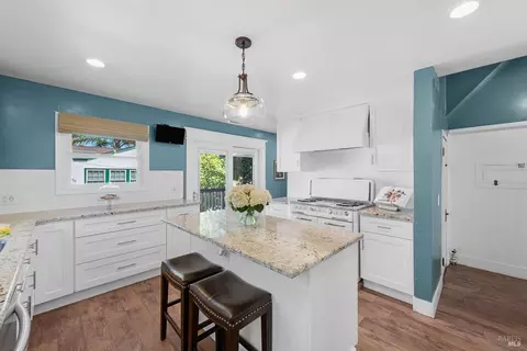 Kitchen - 540 W A St, Dixon, CA 95620 photo 5 of 8