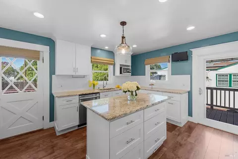 Kitchen - 540 W A St, Dixon, CA 95620 photo 2 of 8