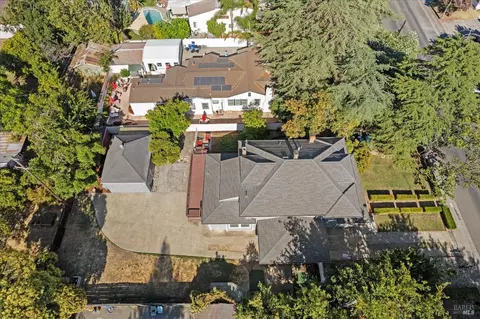 View/Area - 540 W A St, Dixon, CA 95620 photo 3 of 4