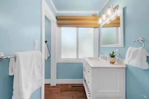 Bath - 540 W A St, Dixon, CA 95620 photo 1 of 5