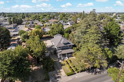 View/Area - 540 W A St, Dixon, CA 95620 photo 1 of 4