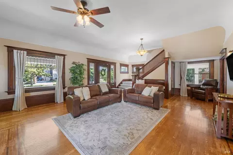 Living - 540 W A St, Dixon, CA 95620 photo 5 of 12