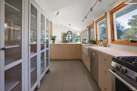 228 1st St, Napa, CA 94559 photo 17