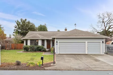 126 Merner Dr, Windsor, CA 95492 photo 2