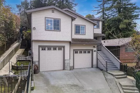 803 Winslow St, Crockett, CA 94525